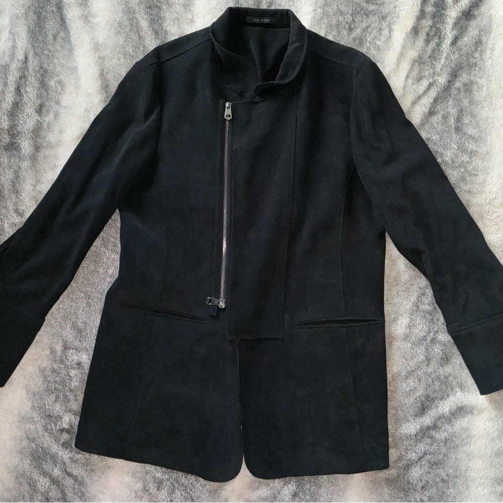 Armani Chic Black Leather Jacket for Men